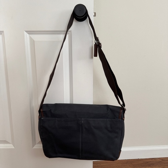 COACH Camden Men's Messenger Bag in navy canvas and brown leather - Picture 6 of 12